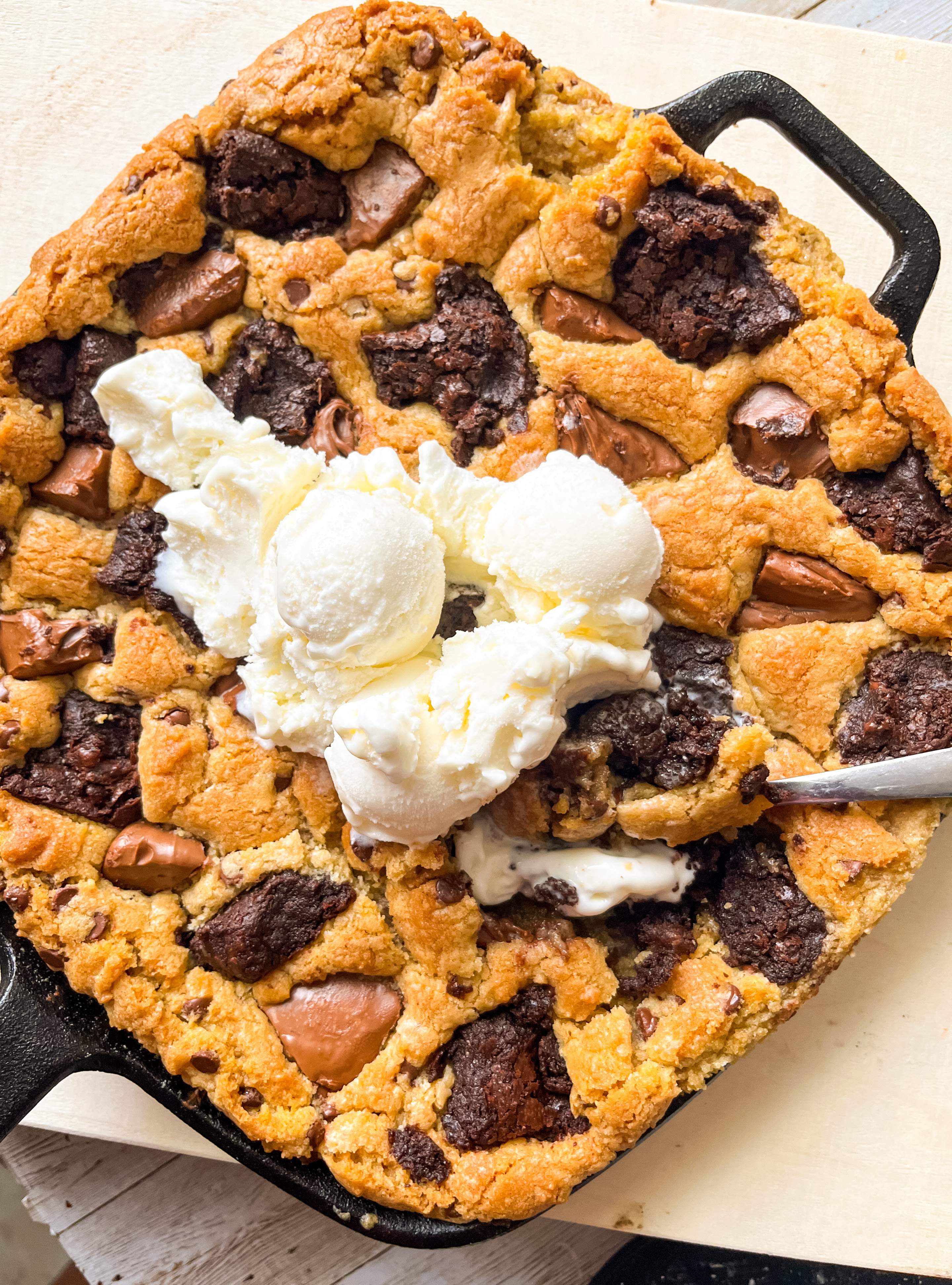 Brookie Cookie Skillet Recipe — Brownie & Nutella Cookie Dessert