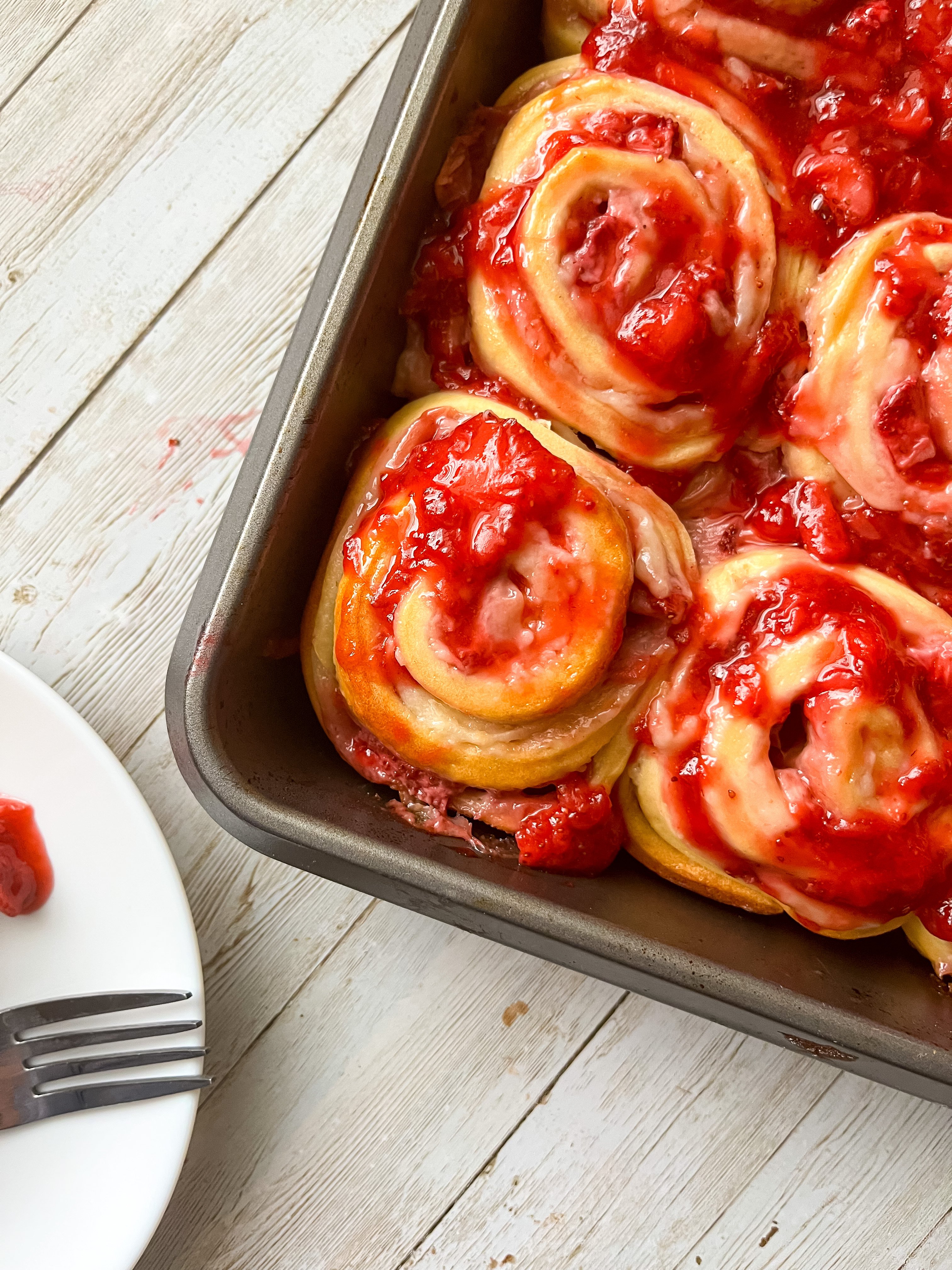Strawberry Cheesecake Rolls