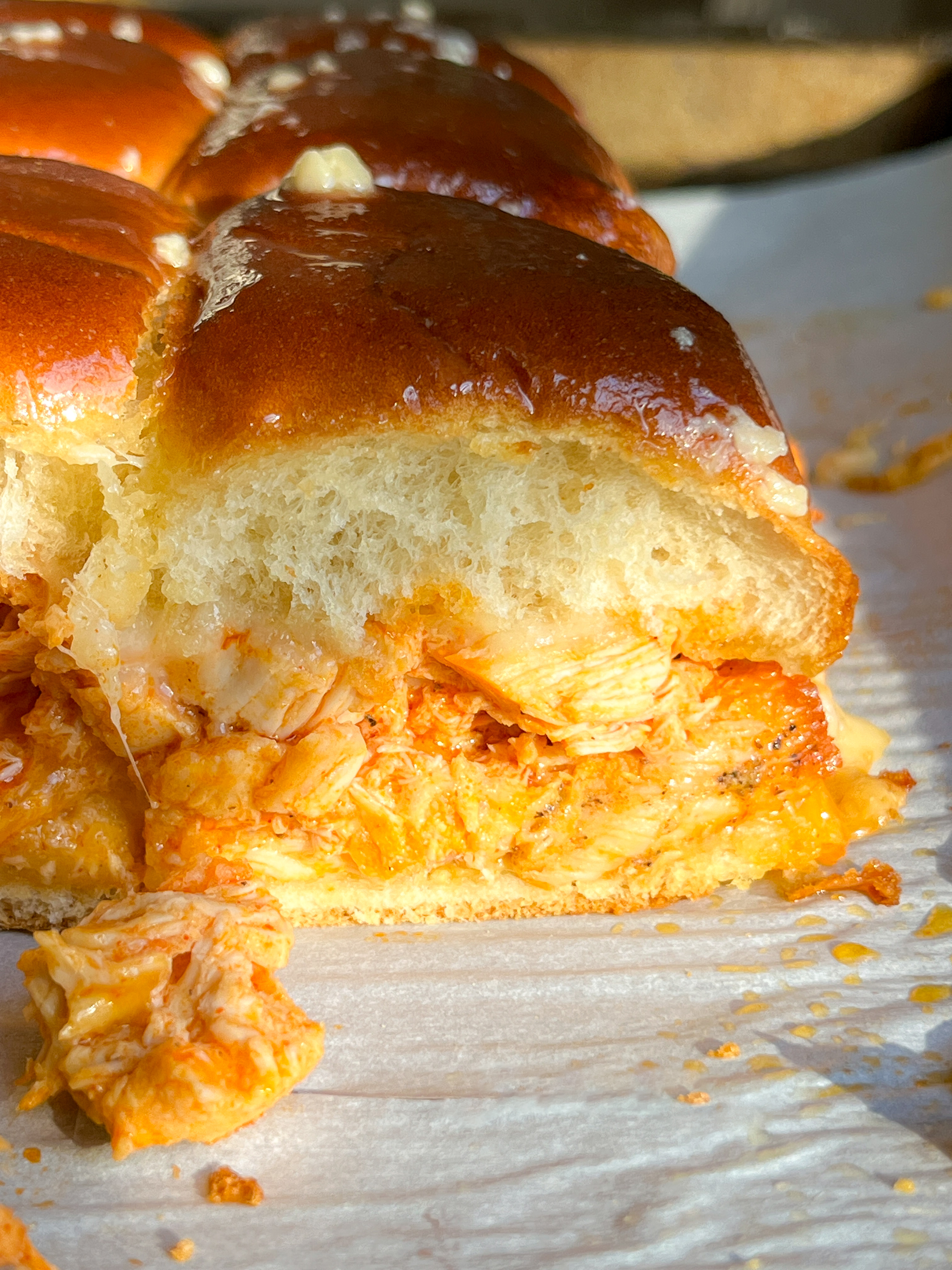 Buffalo chicken sliders