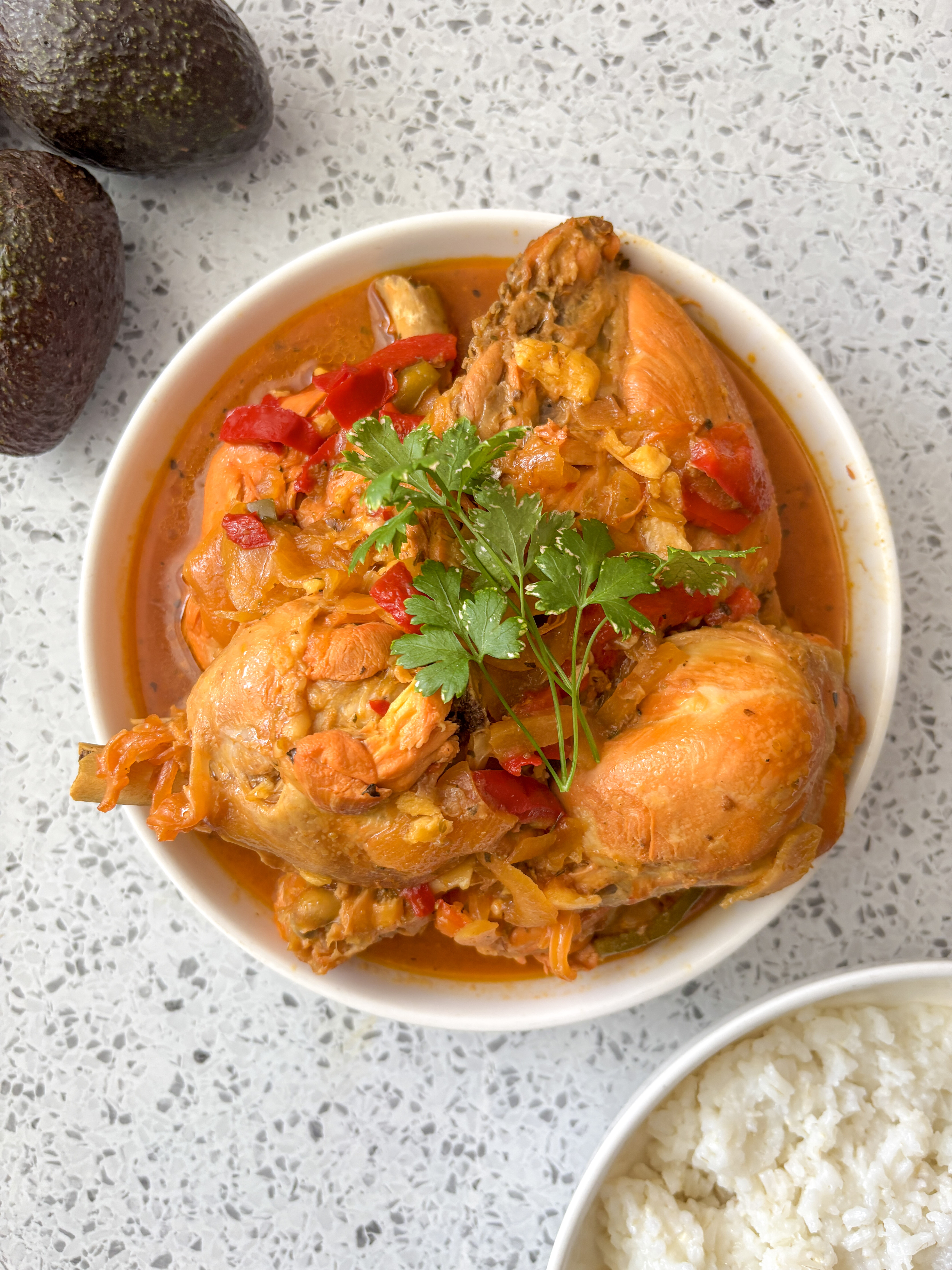Pollo Guisado Dominicano (Braised Chicken)