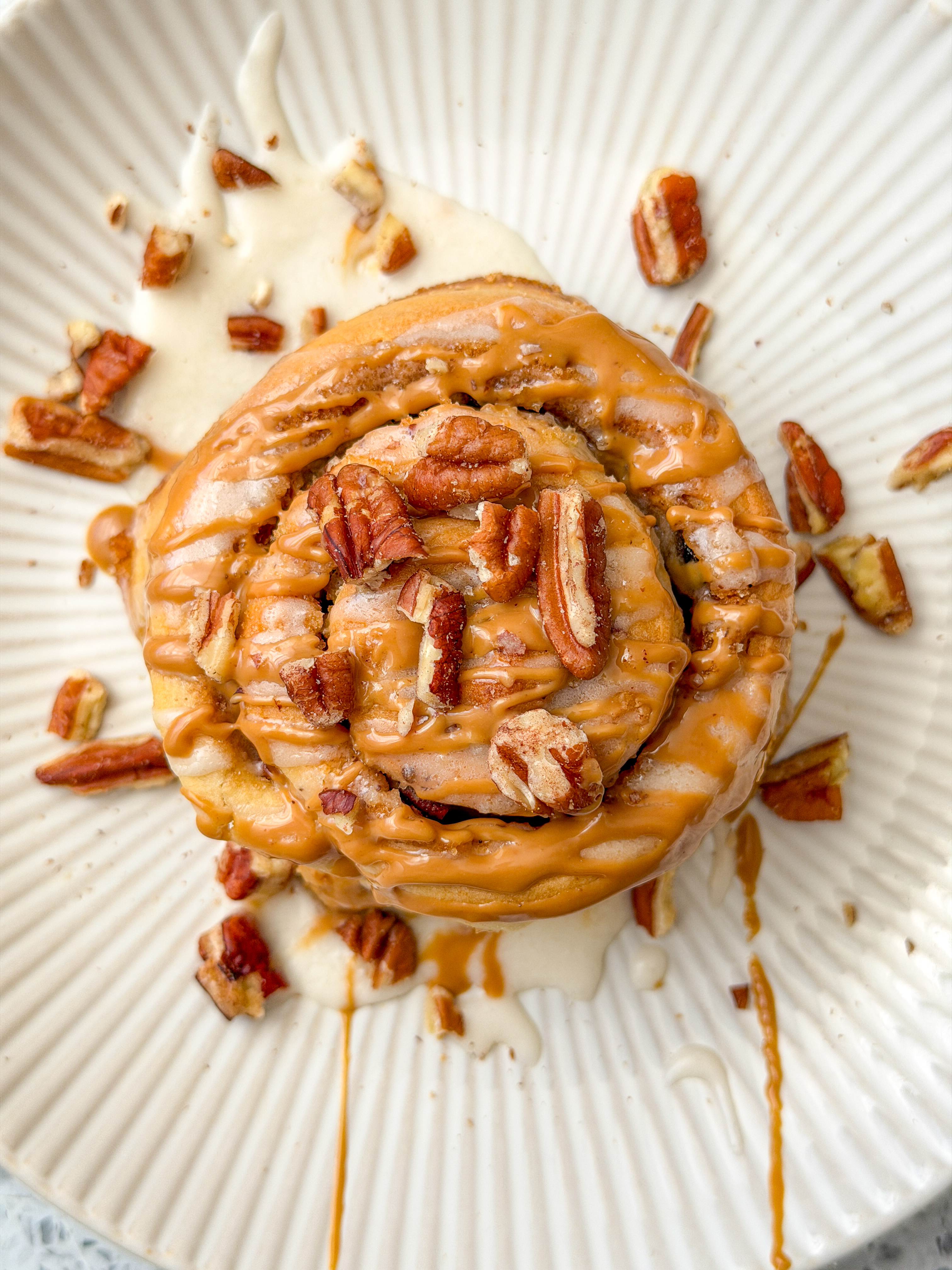Cookie Butter Pecan Cinnamon Rolls (Small Batch)